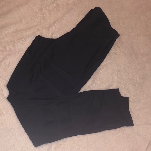 Lululemon leggings - Picture 2 of 4